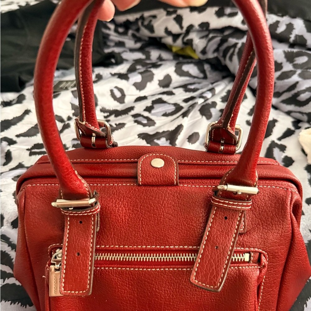 Mondani Red Satchel EUC